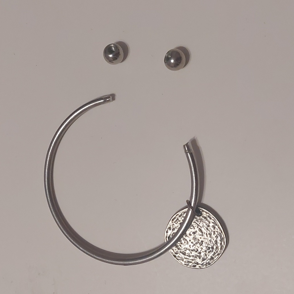 Silver Tone Starter Charm Cuff Bracelet With Pewter Tone Letter W Monogram Charm - Picture 6 of 7